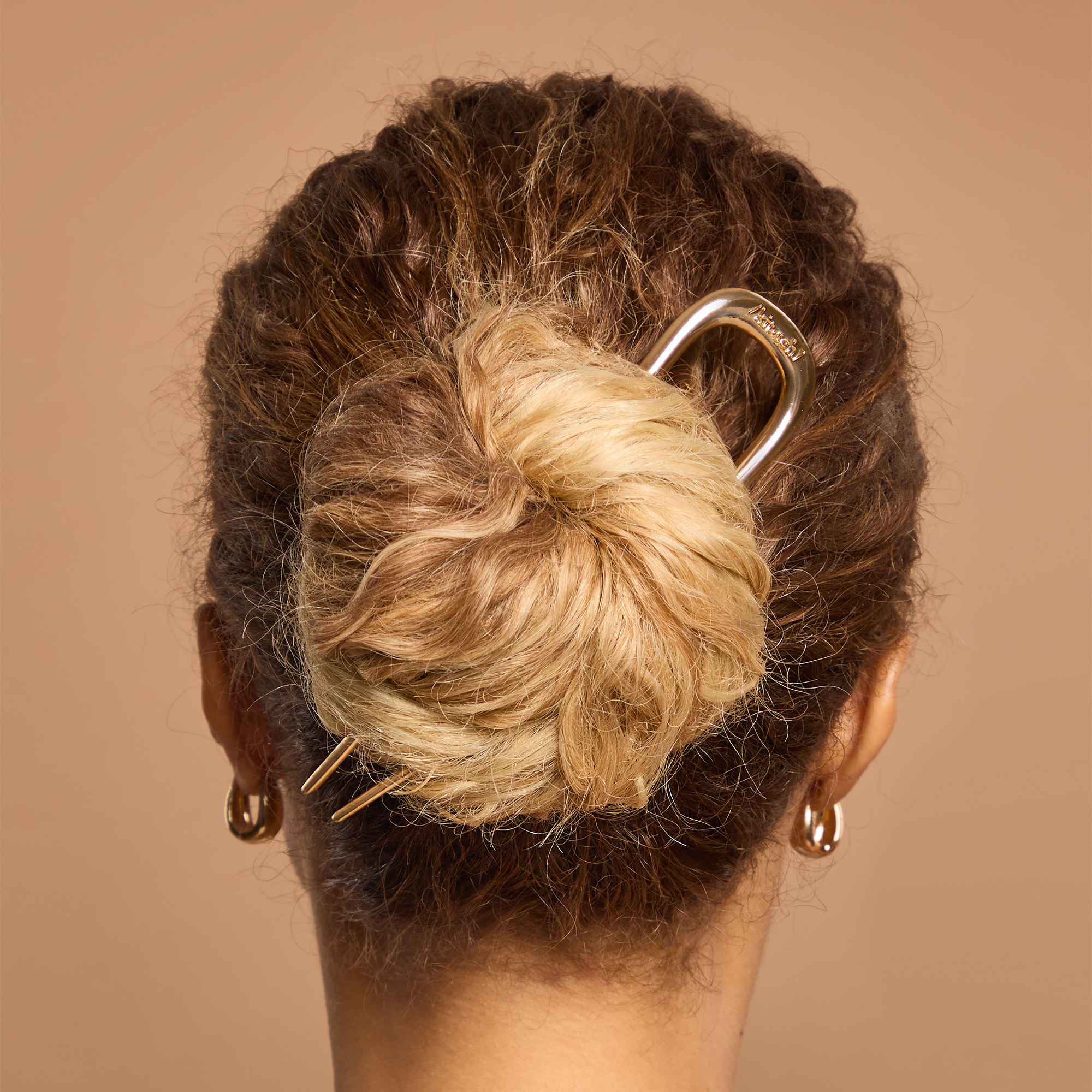 276-kitsch-metal-french-hair-pin-gold-4.png Kitsch Metal French Hair Pin - Gold